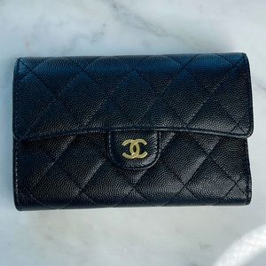 ❌❌❌SOLD❌❌❌CHANEL Light Gold CC Logo Classic Medium Flap Wallet Caviar